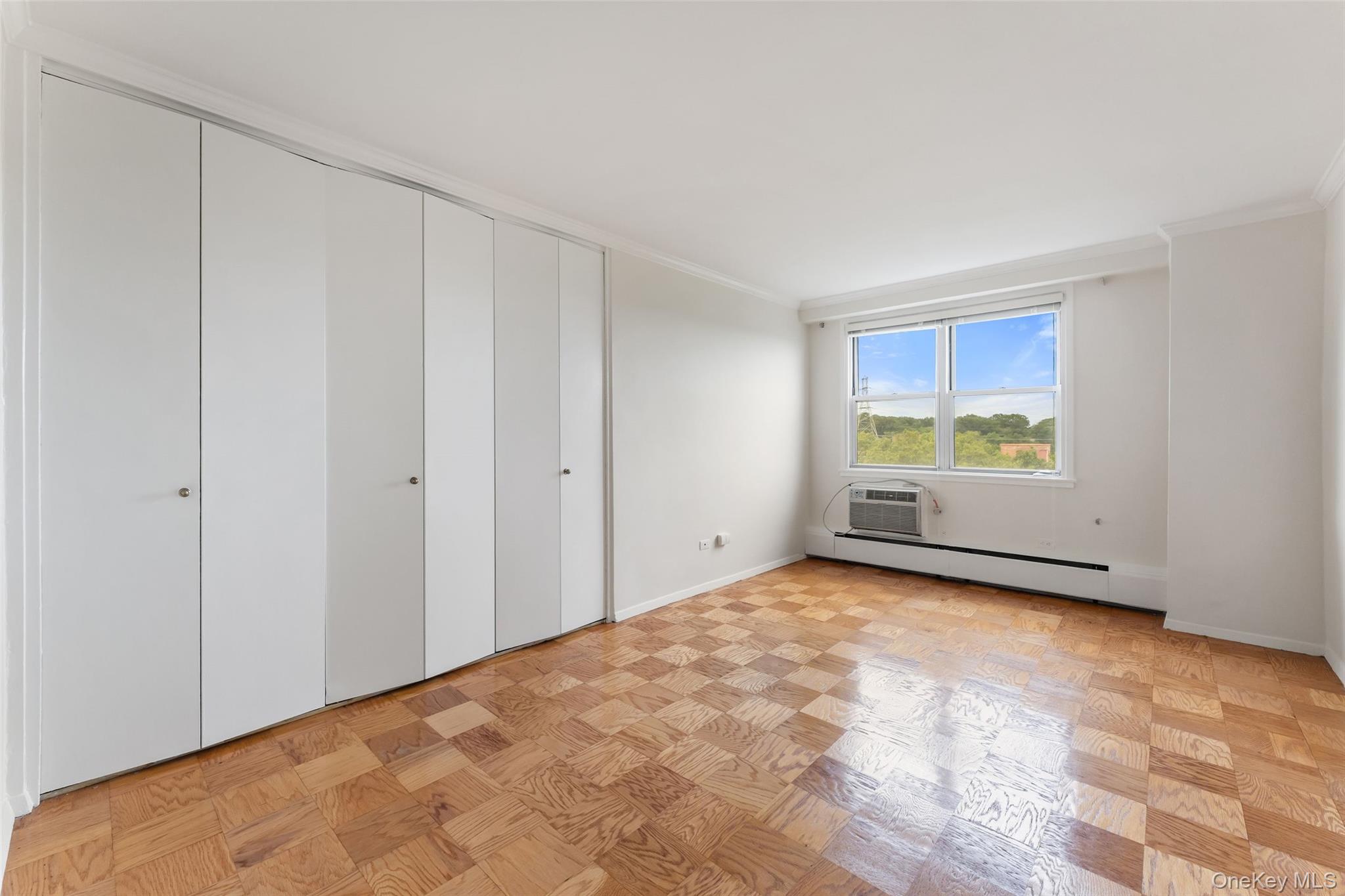 2nd image of 615 Palmer Rd, Yonkers, NY 10701