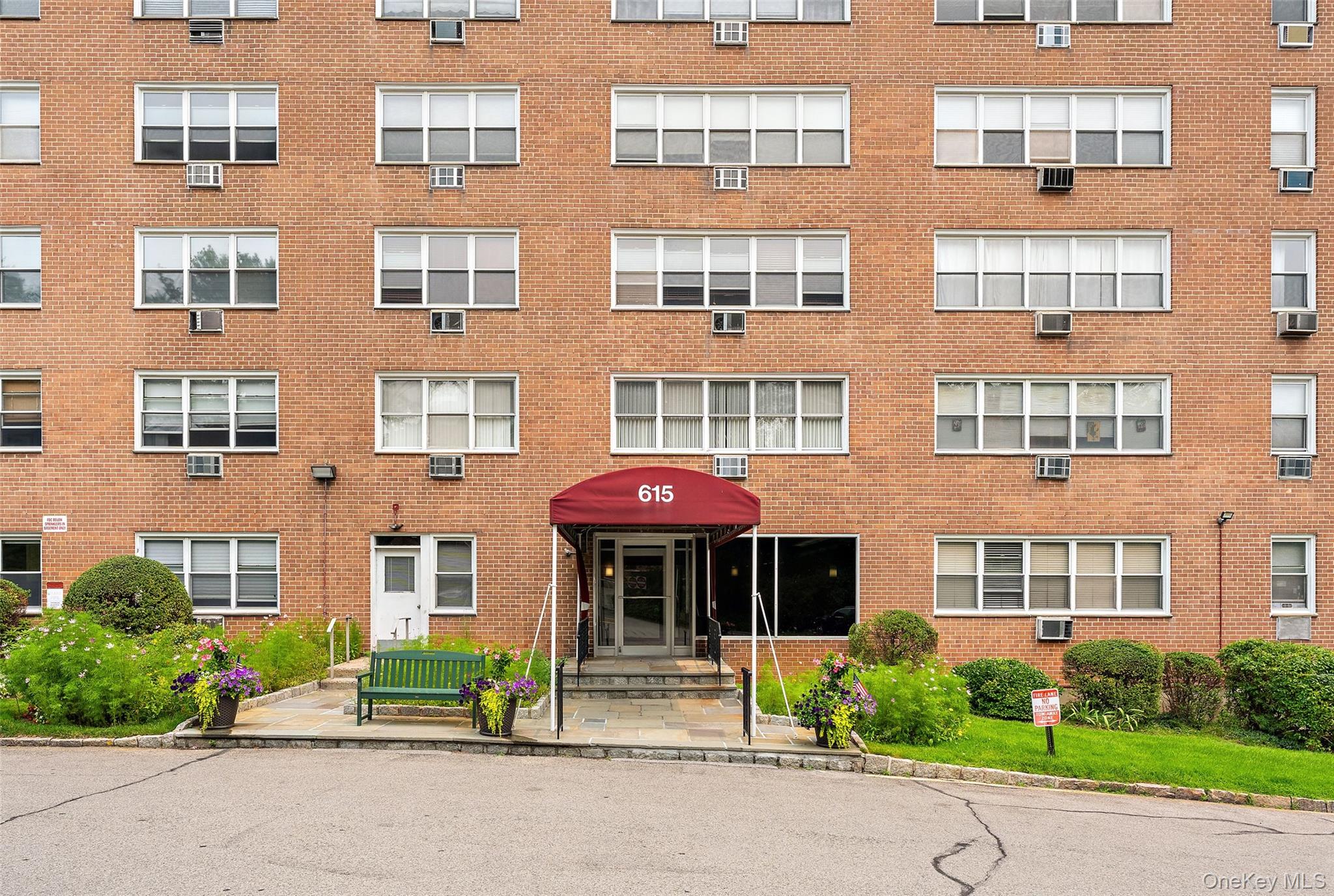 1st image of 615 Palmer Rd #806, Yonkers, NY 10701 | MLS# 1027829