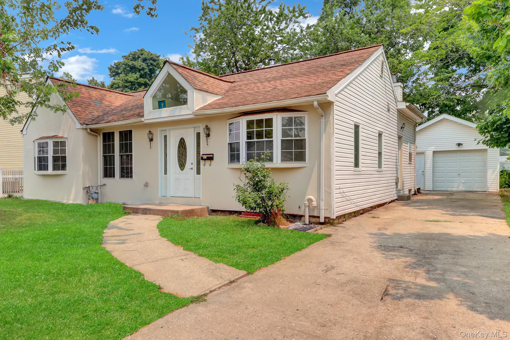 2nd image of 1431 Brooklyn Blvd, Islip, NY 11706 | MLS# 1027830