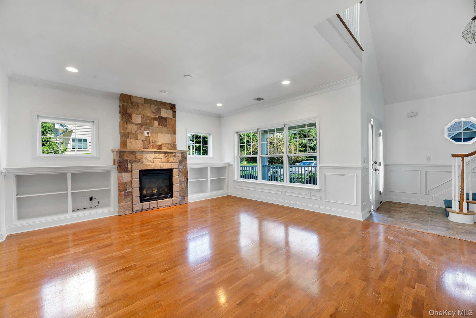 4th image of 159 Stoneleigh Dr, Riverhead, NY 11901 | MLS# 1027875