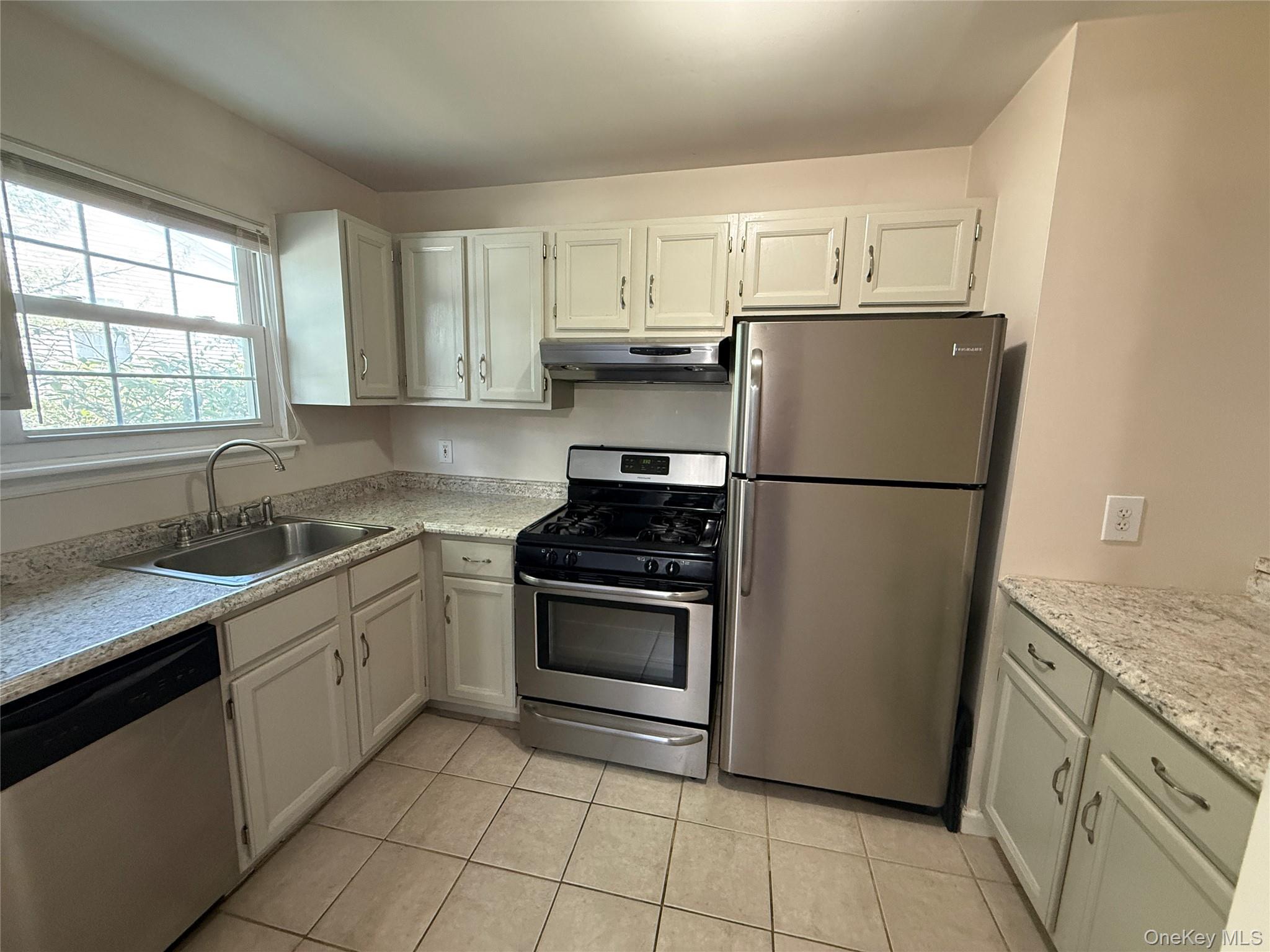 3rd image of 21 Lexington Hl, Monroe, NY 10926