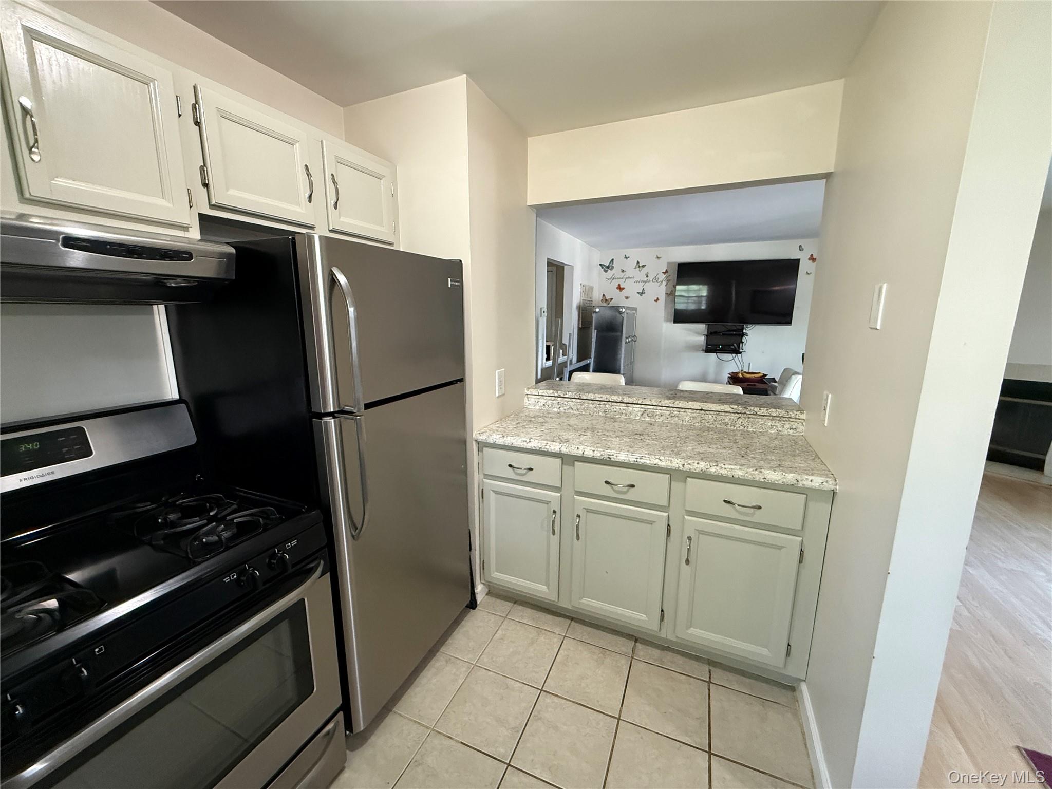 4th image of 21 Lexington Hl, Monroe, NY 10926