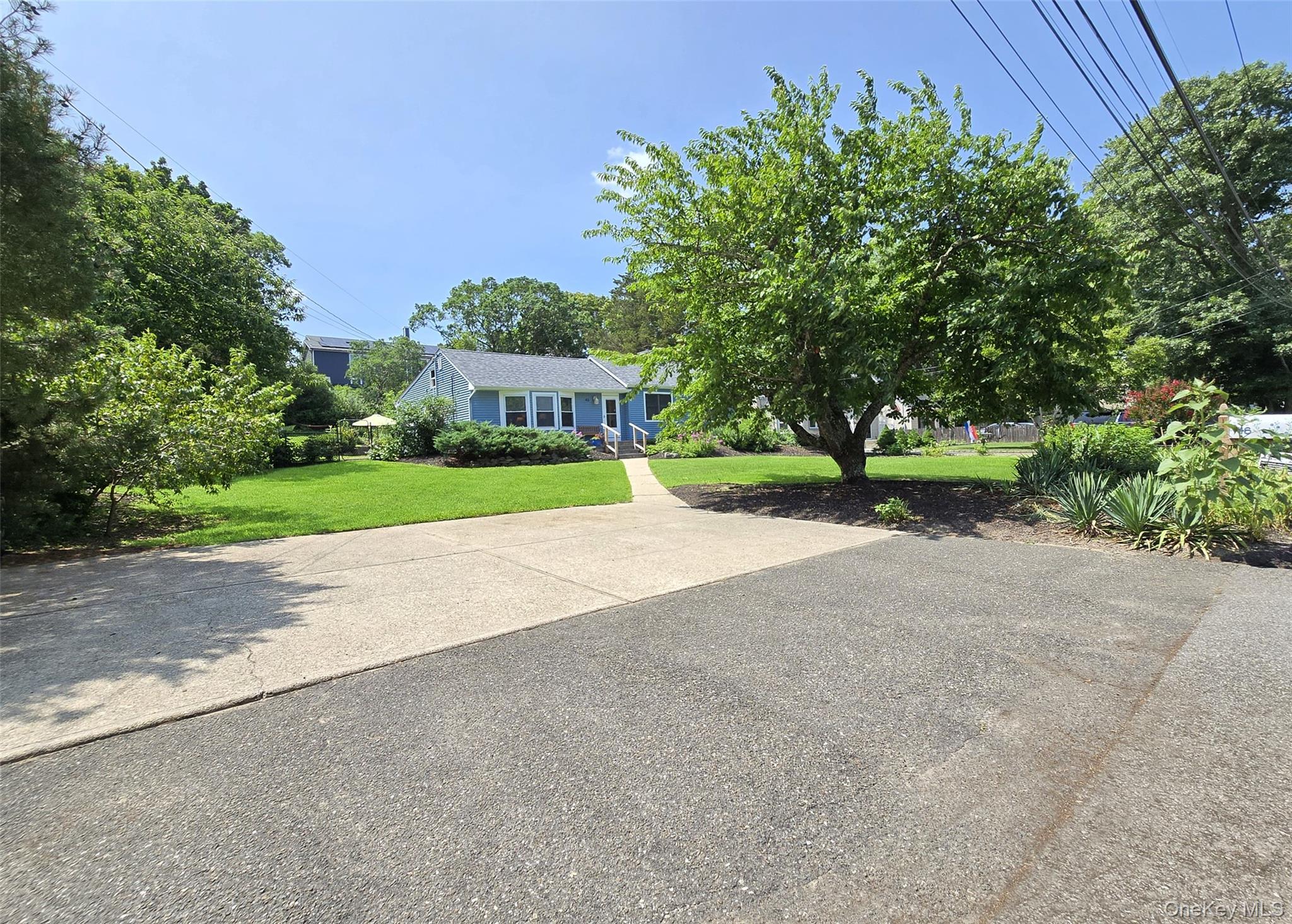 2nd image of 46 Peconic St, Brookhaven, NY 11784 | MLS# 1027967
