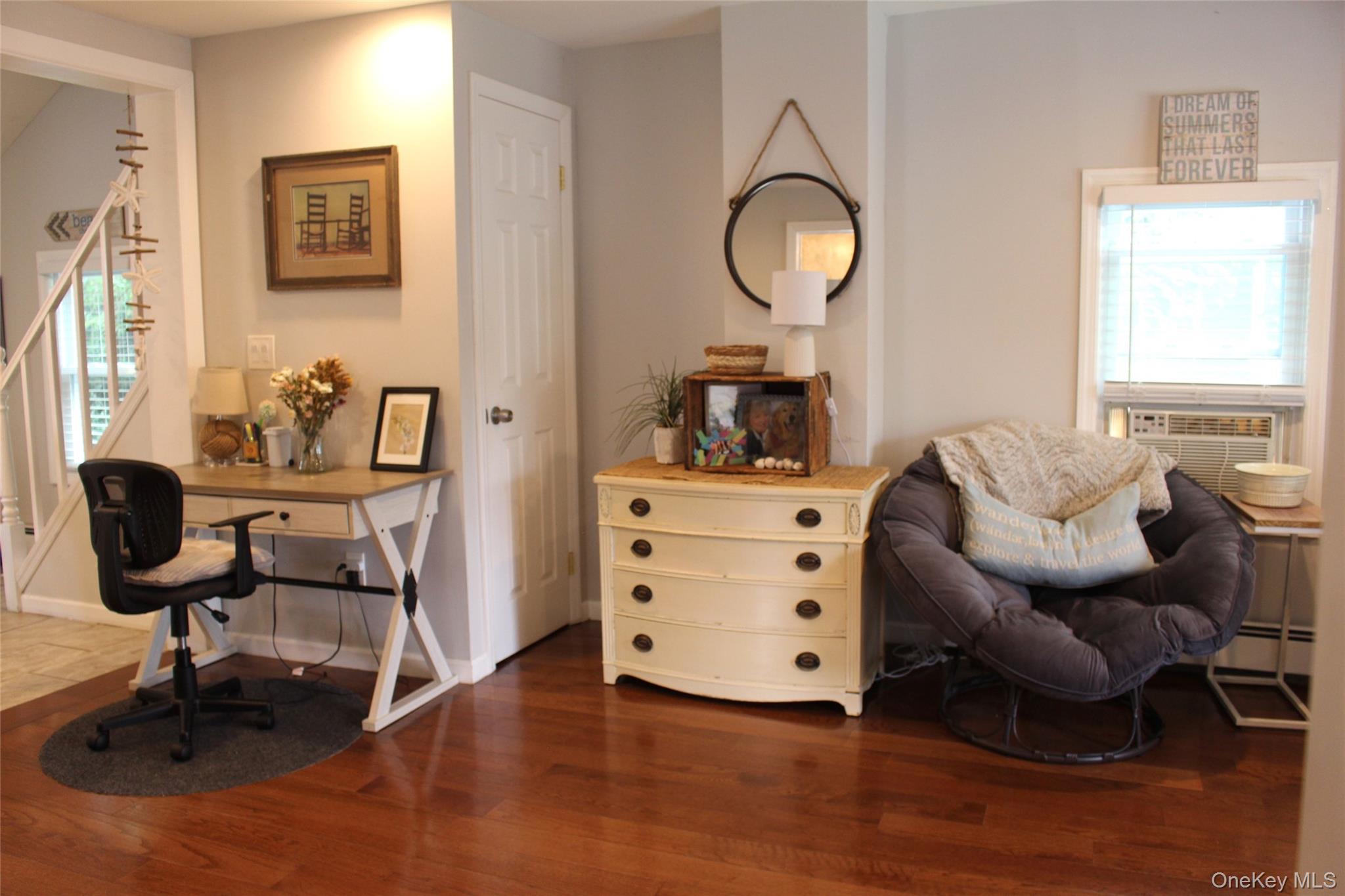 5th image of 63 Smith St, Islip, NY 11782 | MLS# 1027972