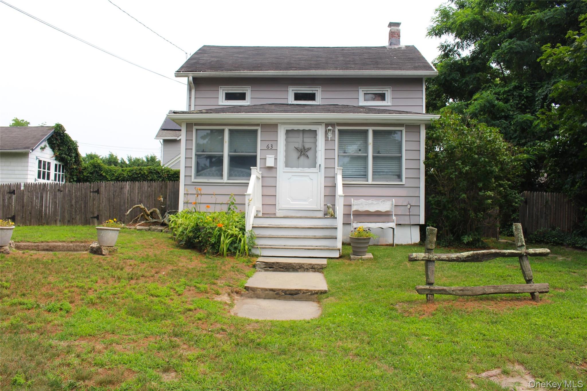 2nd image of 63 Smith St, Islip, NY 11782 | MLS# 1027972