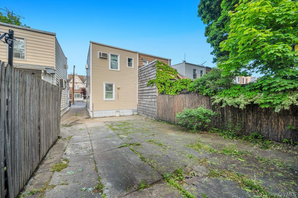 30th image of 1536 E 51st St, New York, NY 11234 | MLS# 1027990