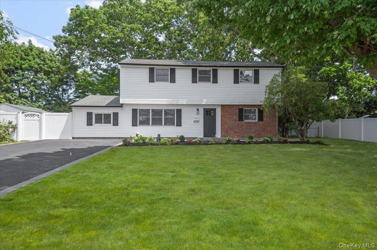 2nd image of 103 Bonnie Rd, Islip, NY 11769 | MLS# 1028002