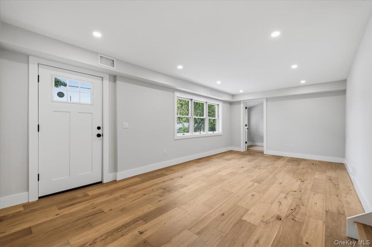 3rd image of 103 Bonnie Rd, Islip, NY 11769 | MLS# 1028002
