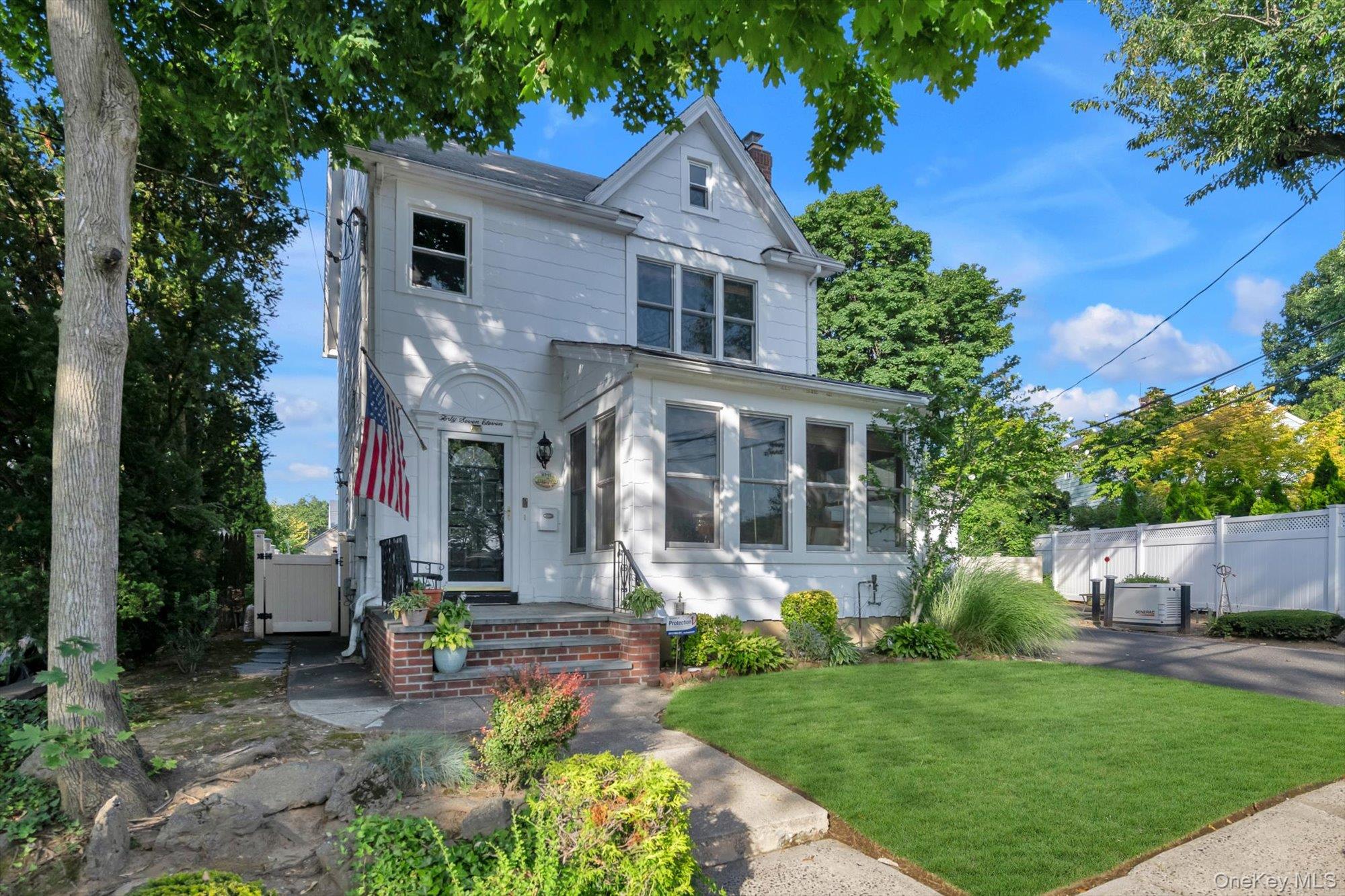 19th image of 47 11 Belmont Rd, North Hempstead, NY 11020 | MLS# 1028004