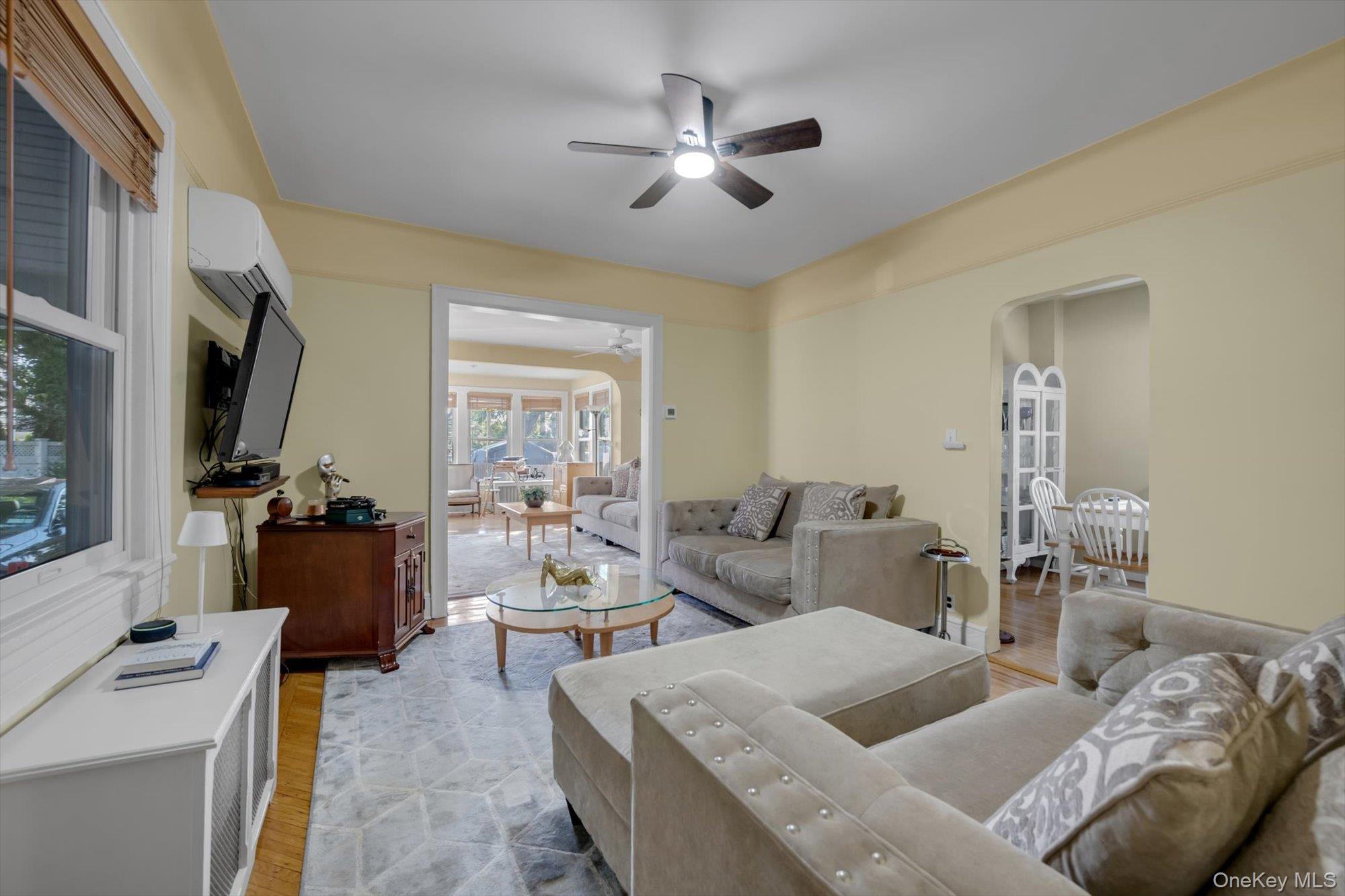 4th image of 47-11 Belmont Rd, North Hempstead, NY 11020 | MLS# 1028004