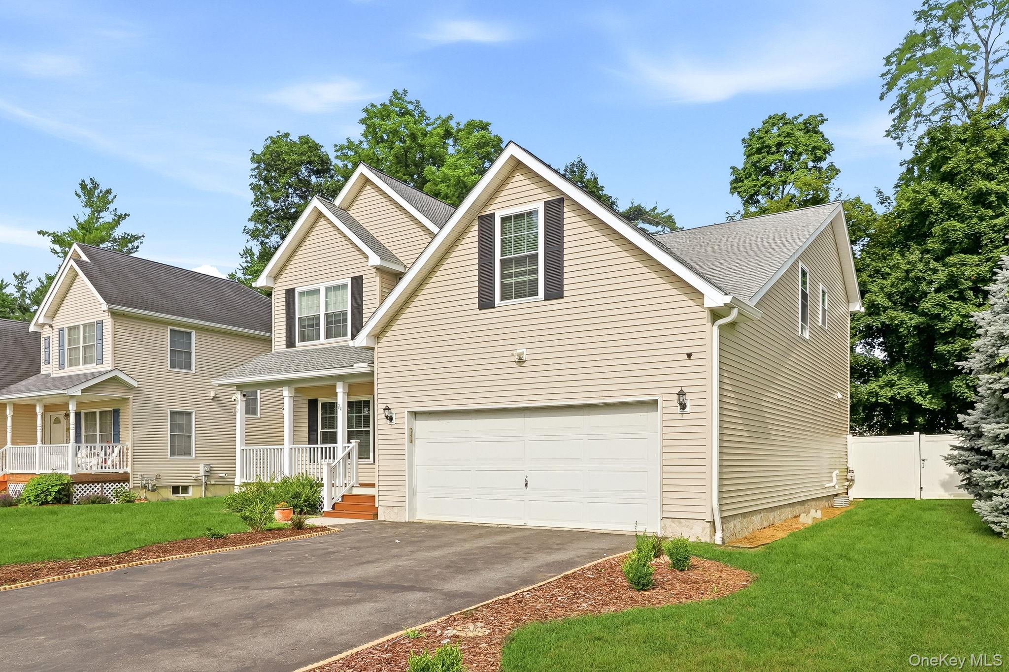 4th image of 24 Whittier Blvd, Poughkeepsie, NY 12603 | MLS# 1028071