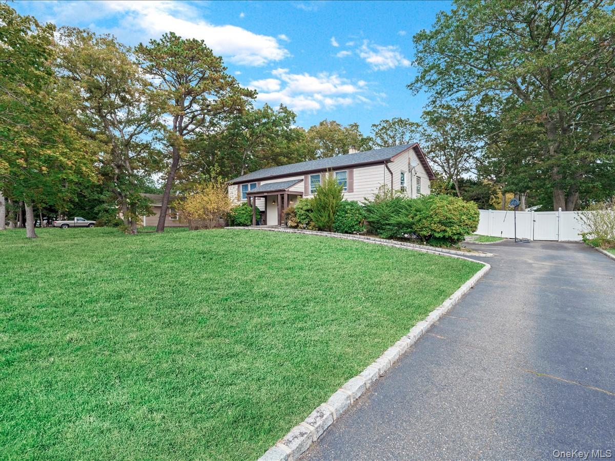 2nd image of 33 Winside Ln, Coram, NY 11727 | MLS# 1028079