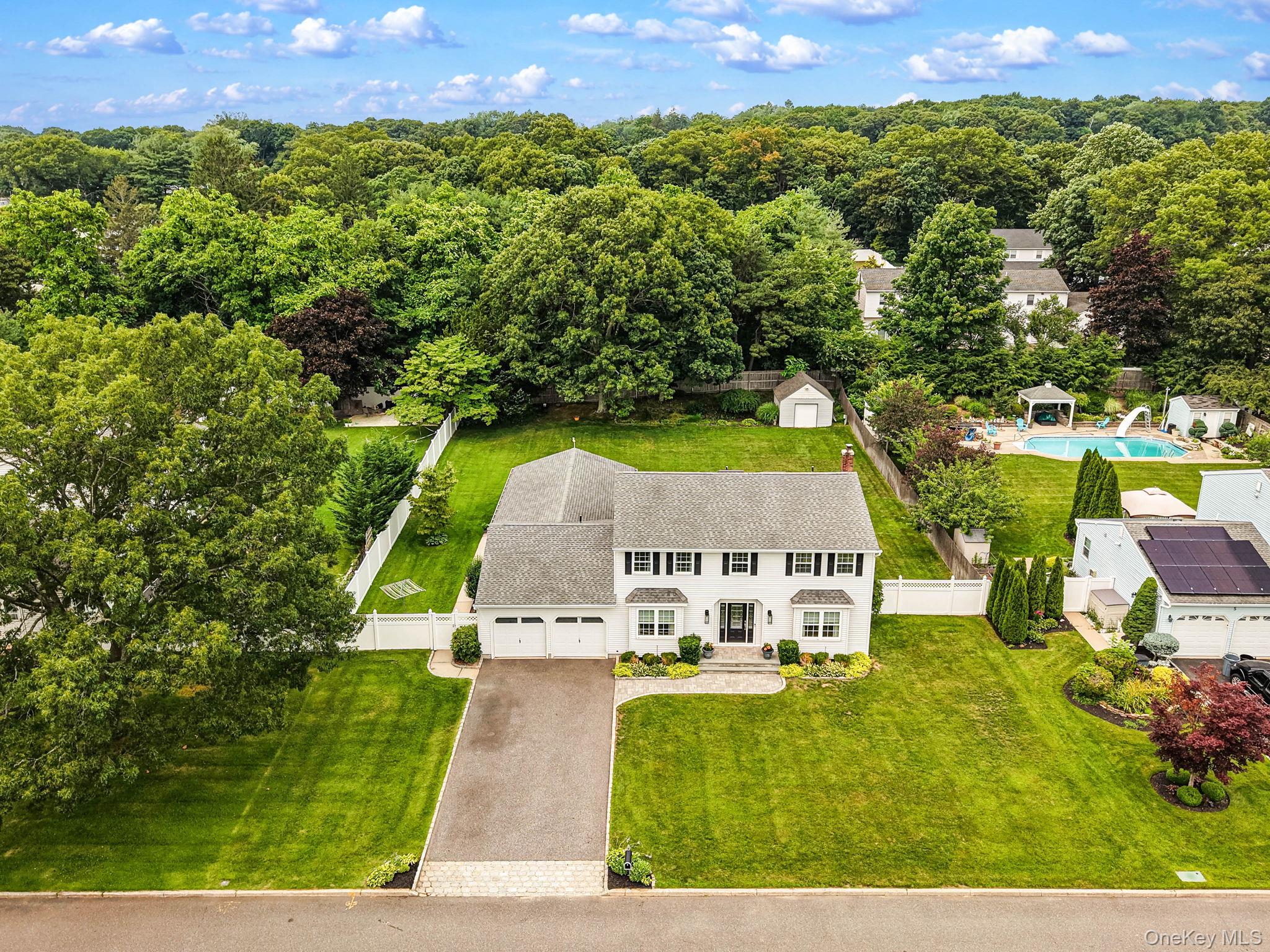 45th image of 3 Warren Ct, Farmingville, NY 11738 | MLS# 1028086