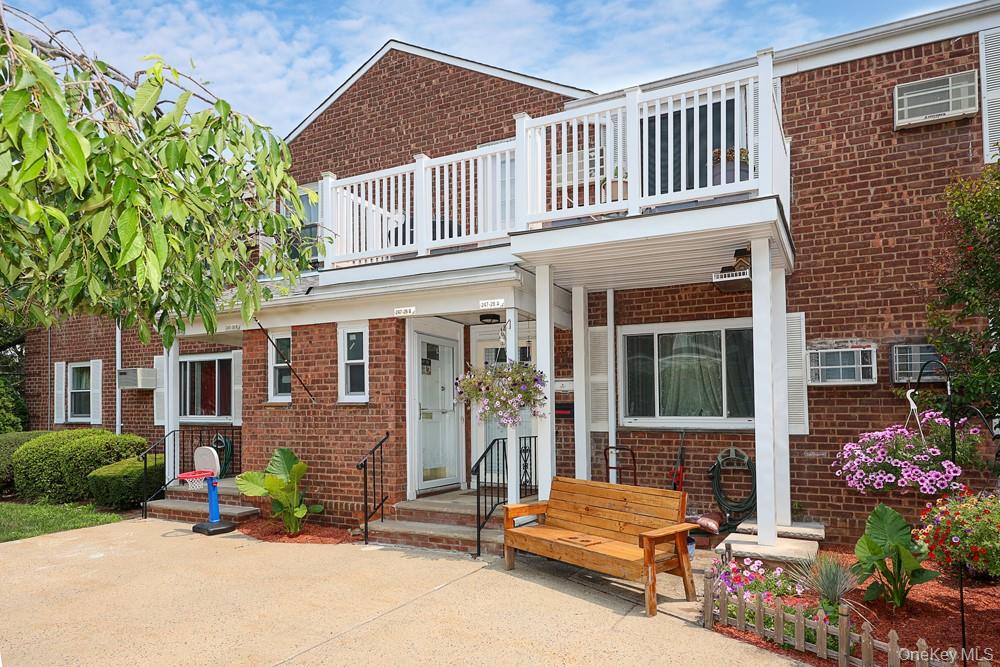 5th image of 247-28 76th Ave, New York, NY 11426
