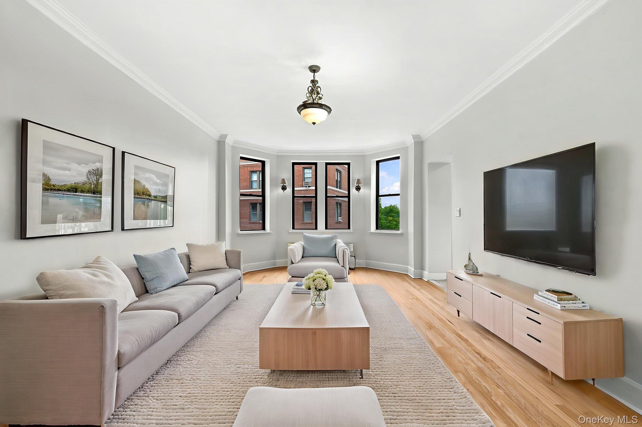 4th image of 11 Alden Rd, Mamaroneck, NY 10543