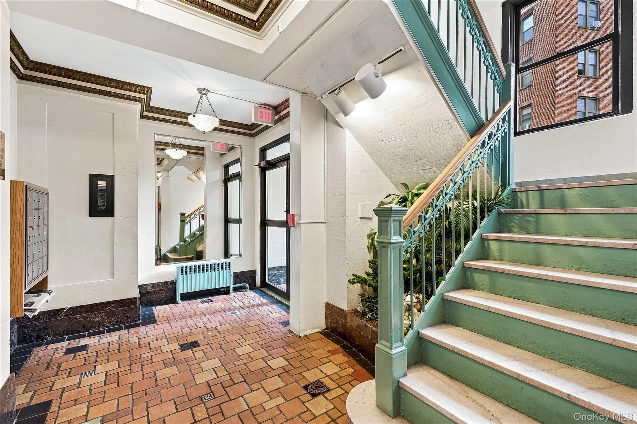 2nd image of 11 Alden Rd, Mamaroneck, NY 10543