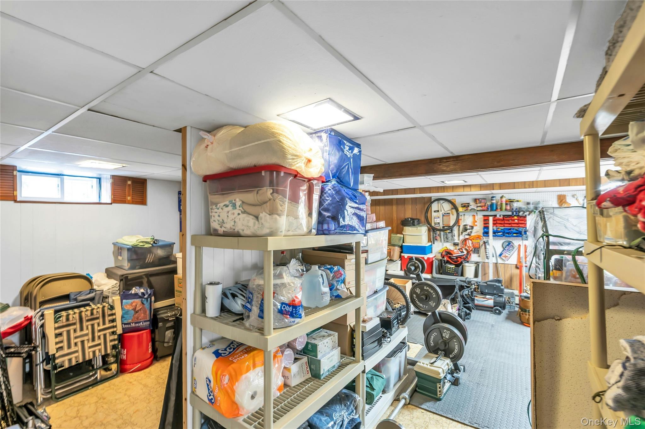 30th image of 209 Iceland Dr, Huntington, NY 11746 | MLS# 1028092
