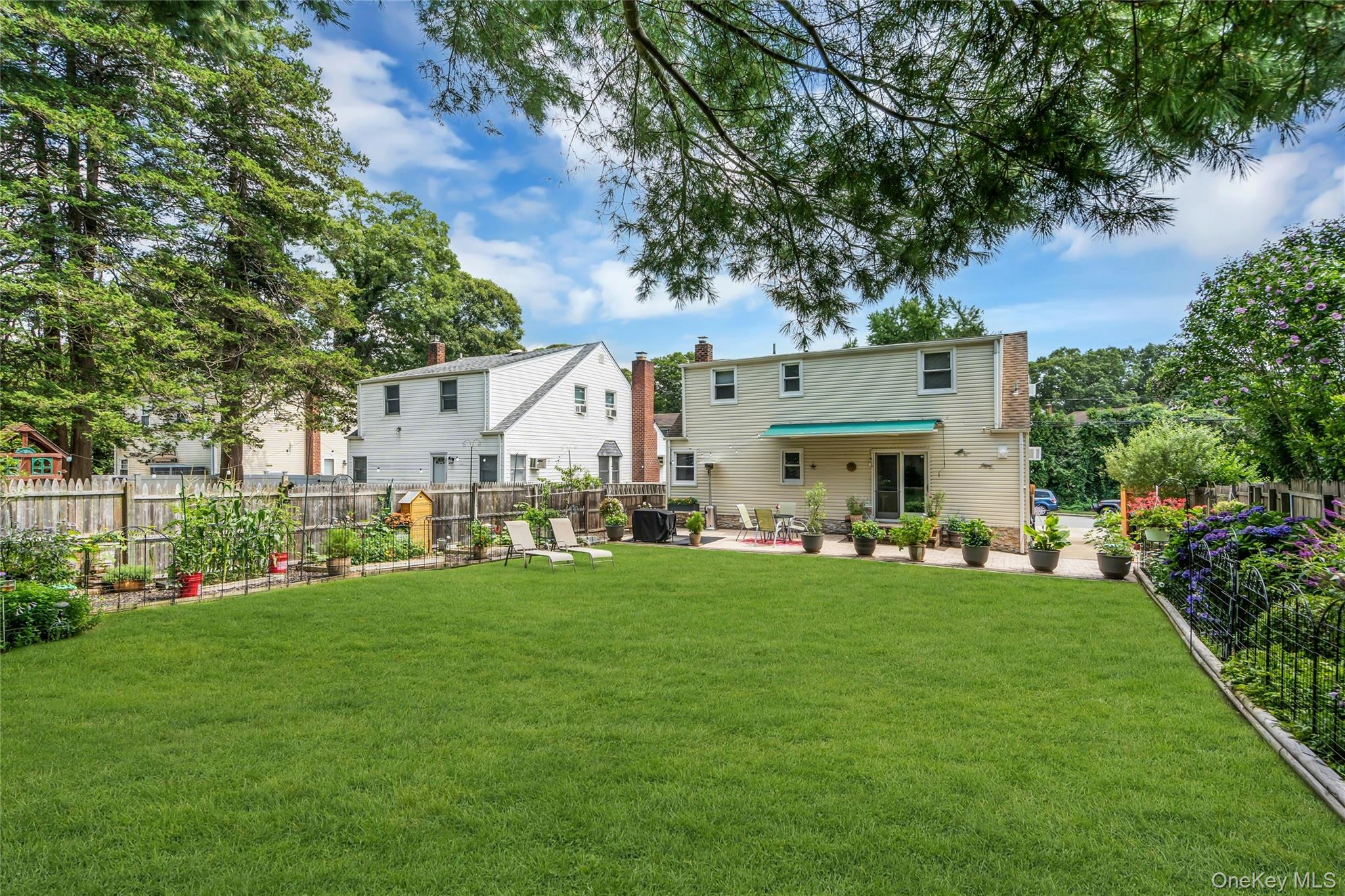 5th image of 209 Iceland Dr, Huntington, NY 11746 | MLS# 1028092