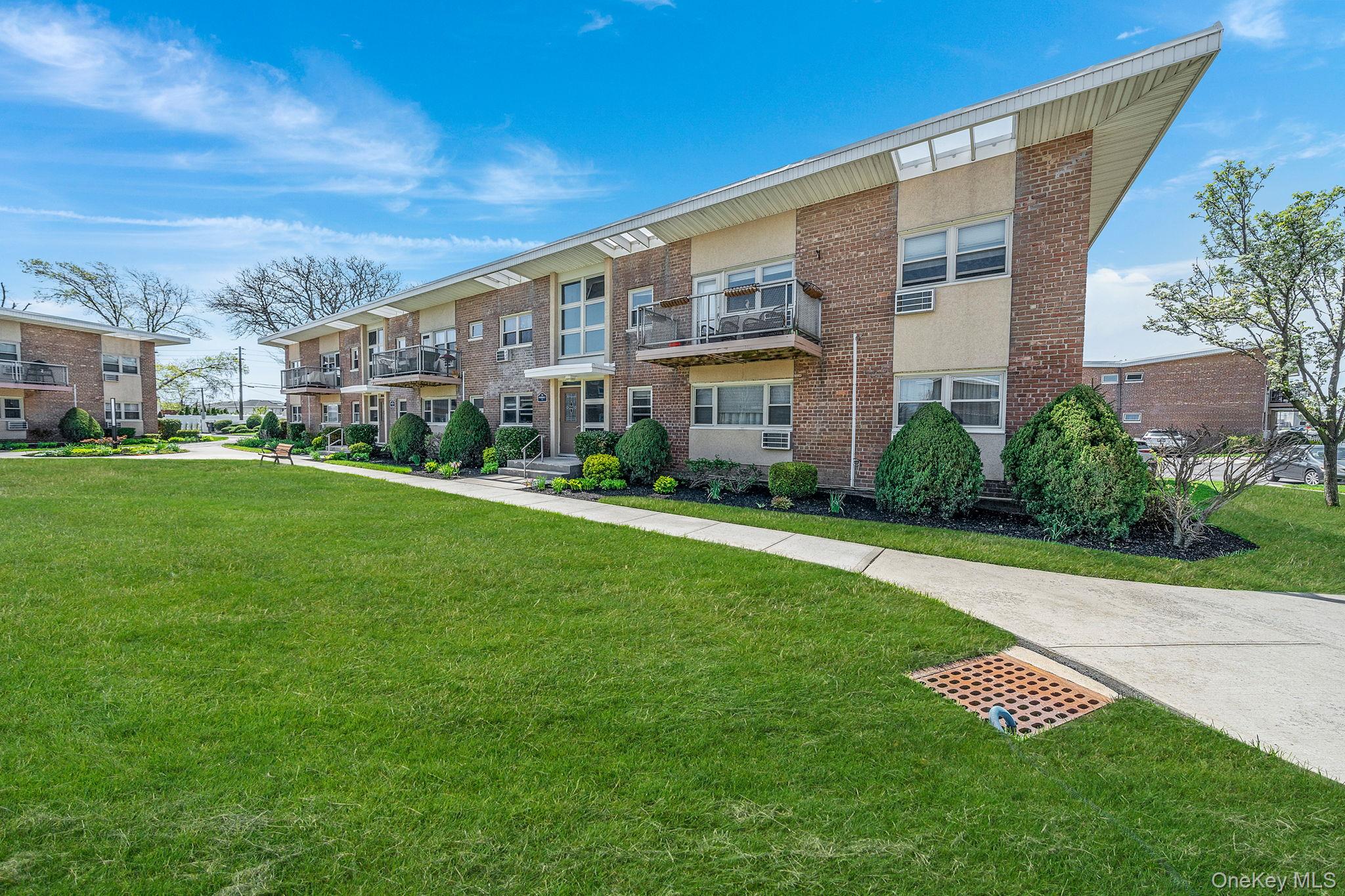 2nd image of 4 Rose St #1-F1, Hempstead, NY 11572 | MLS# 1028099