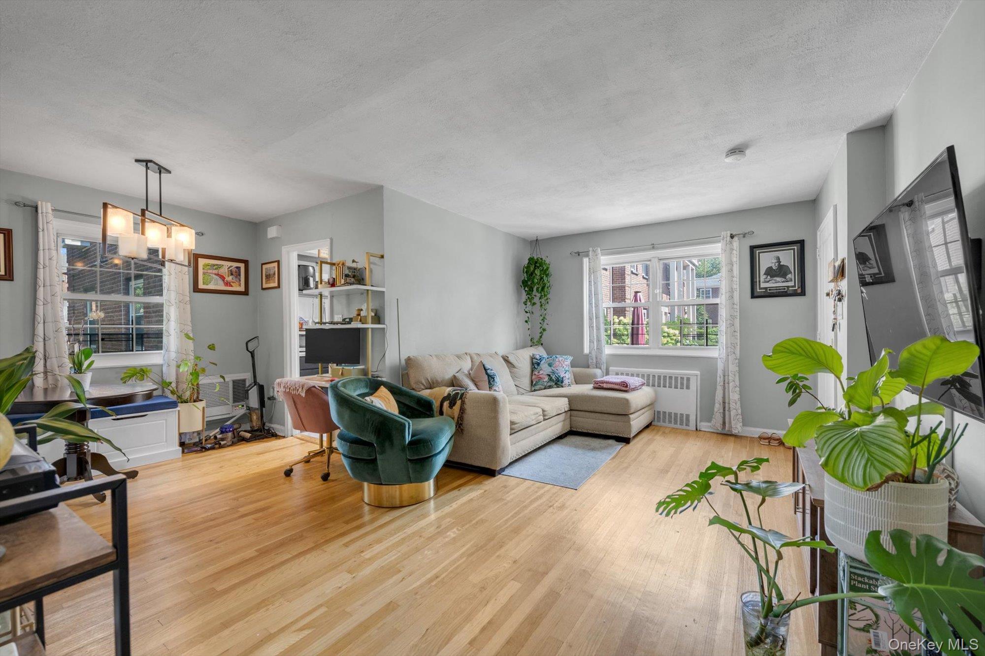 5th image of 69-23 213th St, New York, NY 11364