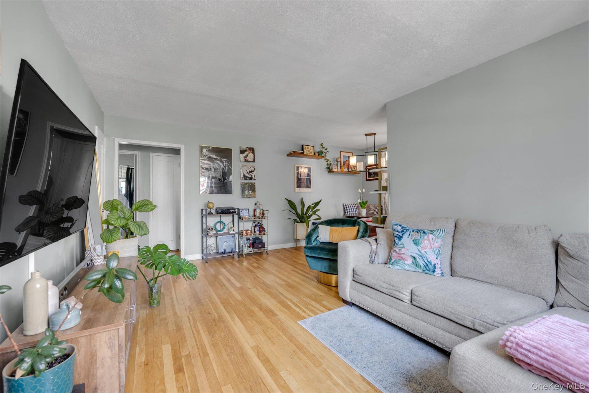 4th image of 69-23 213th St, New York, NY 11364