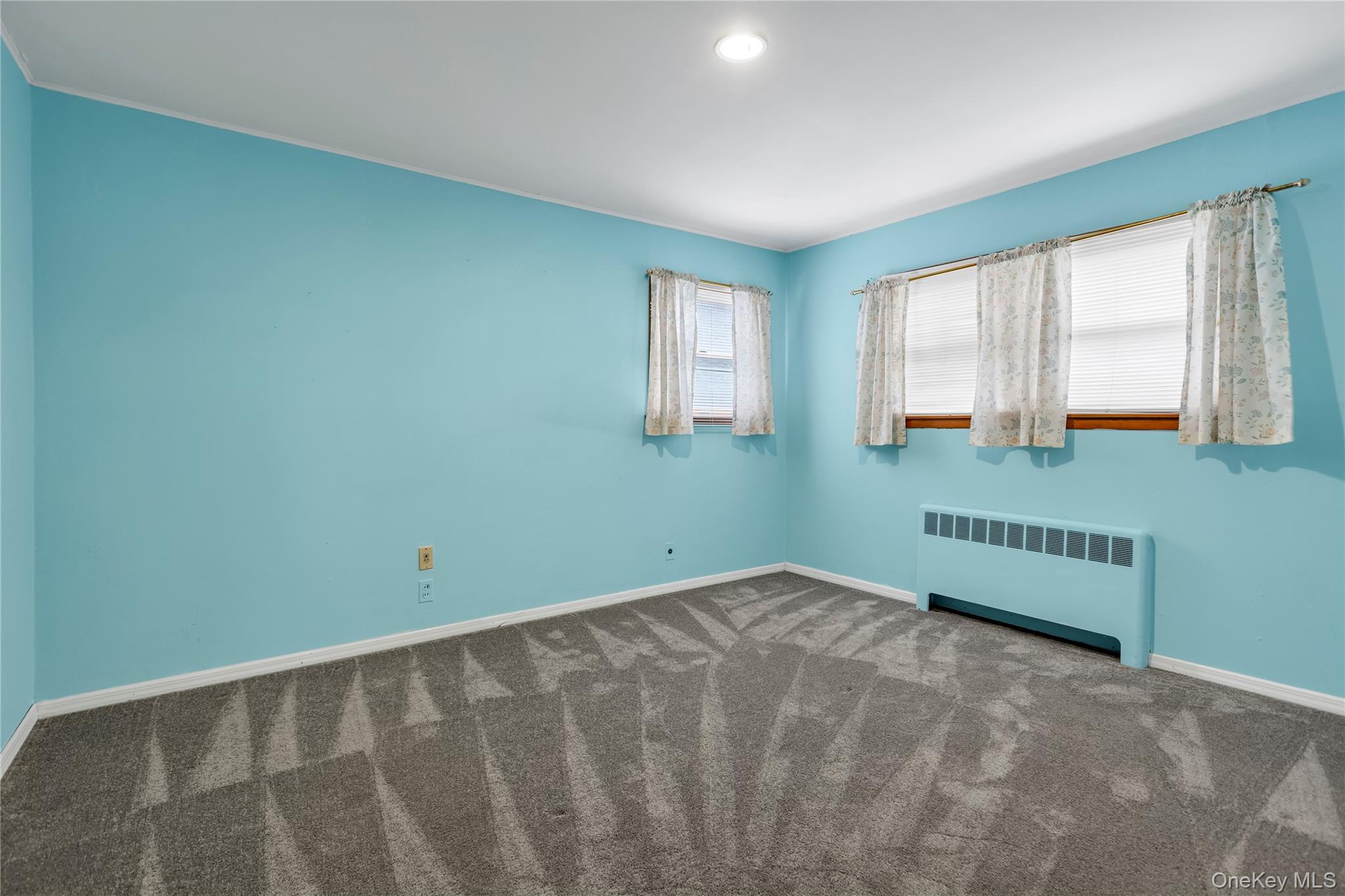 4th image of 29 Westbury Ave, Oyster Bay, NY 11803 | MLS# 1028156