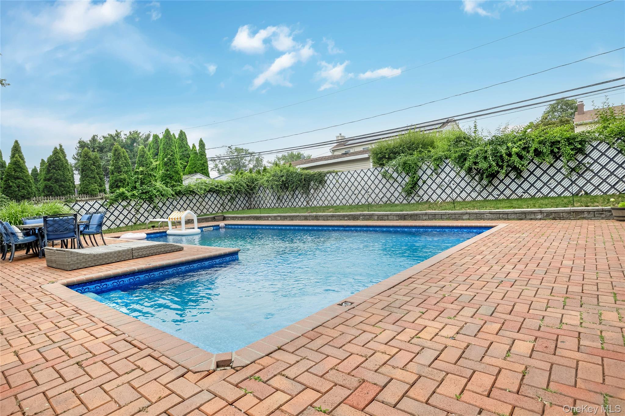 23rd image of 382 Greenbelt Pkwy, Islip, NY 11742 | MLS# 1028189