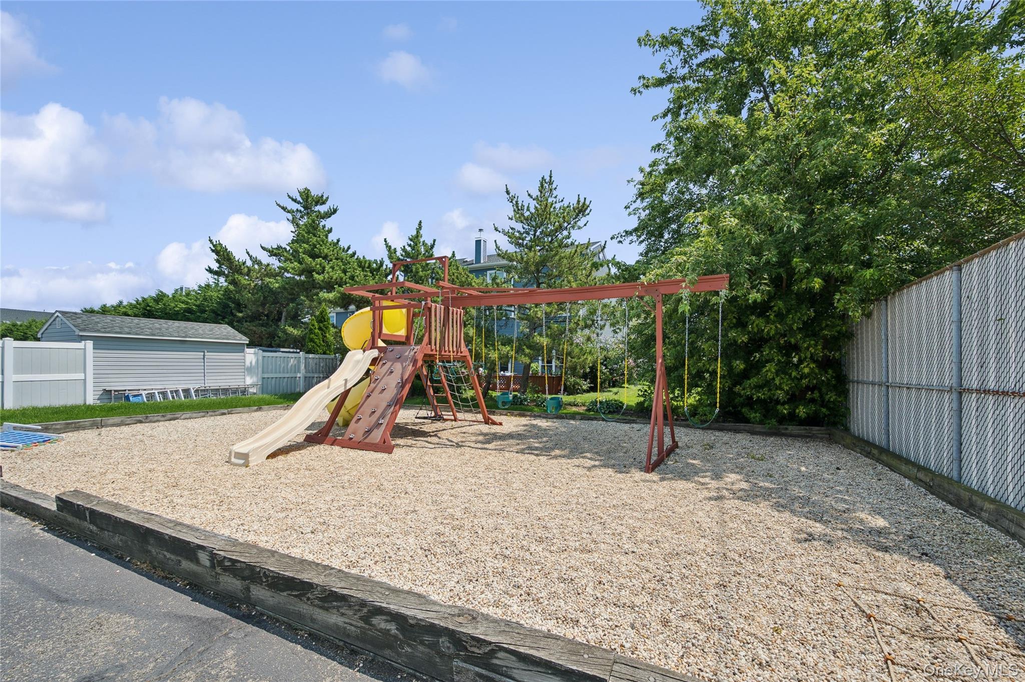 26th image of 100 Baker Ct #90, Hempstead, NY 11558 | MLS# 1028219