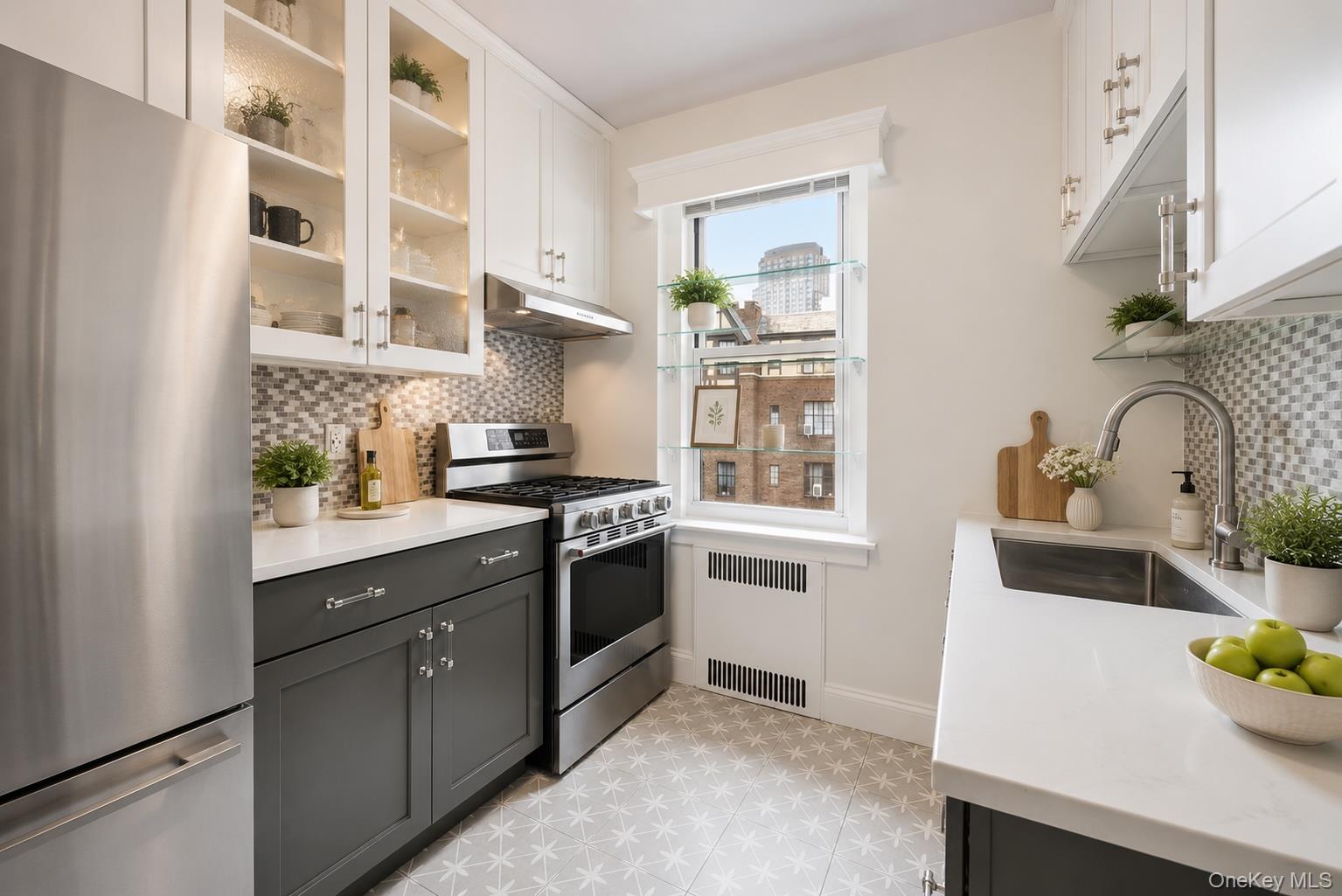 2nd image of 300 Main St #5A, White Plains, NY 10601 | MLS# 1028228
