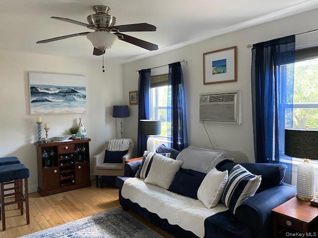 3rd image of 71-39 260th St, New York, NY 11004