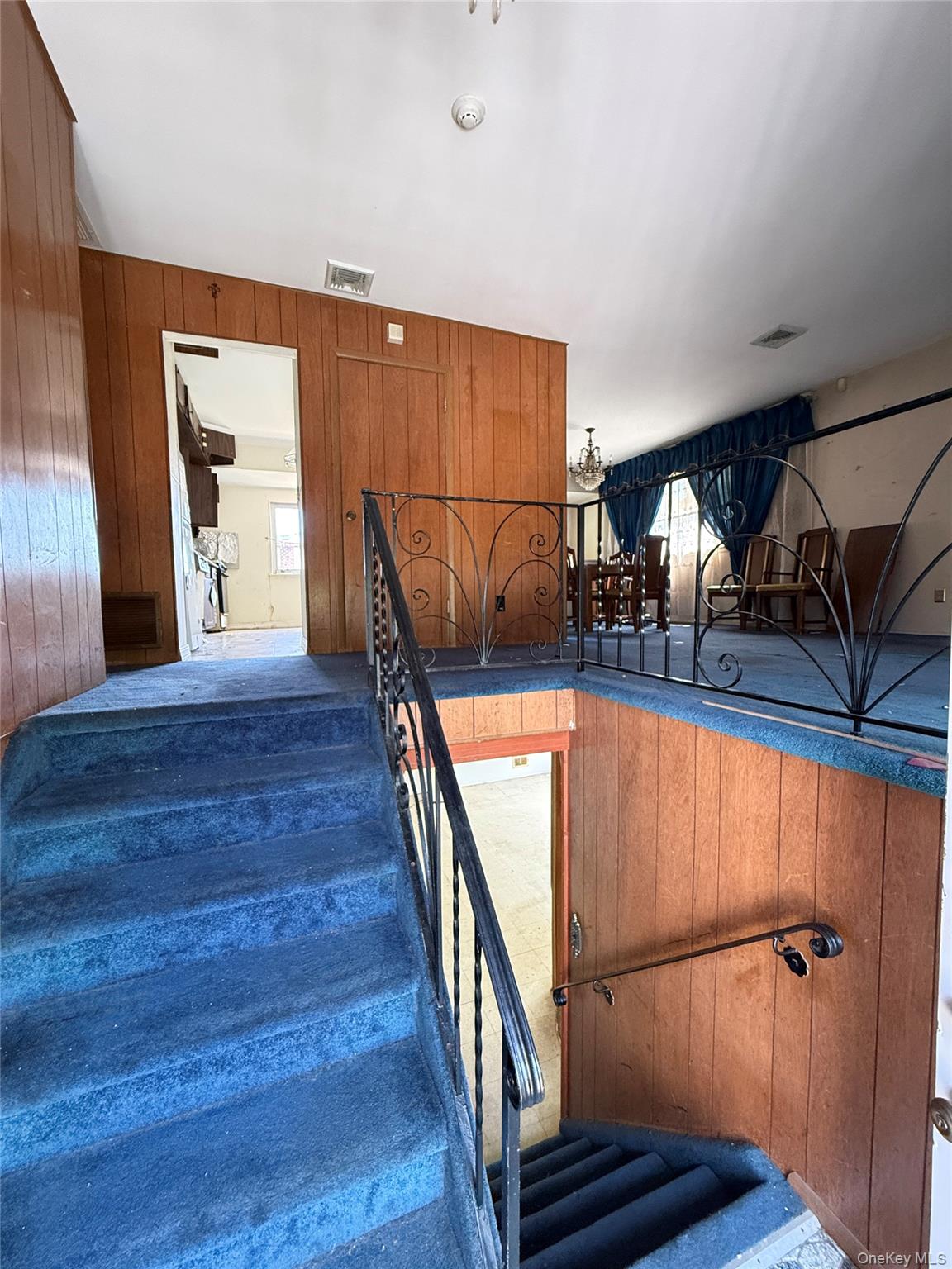 2nd image of 411 Mayflower Ave, Islip, NY 11717 | MLS# 1028270