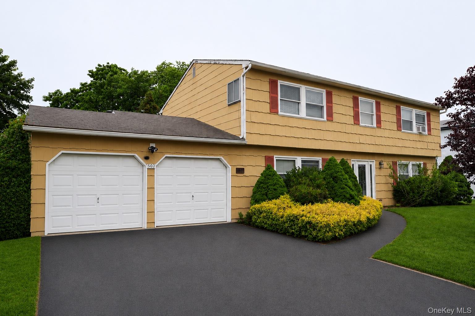 2nd image of 96 Rustic Ave, Brookhaven, NY 11763 | MLS# 1028277