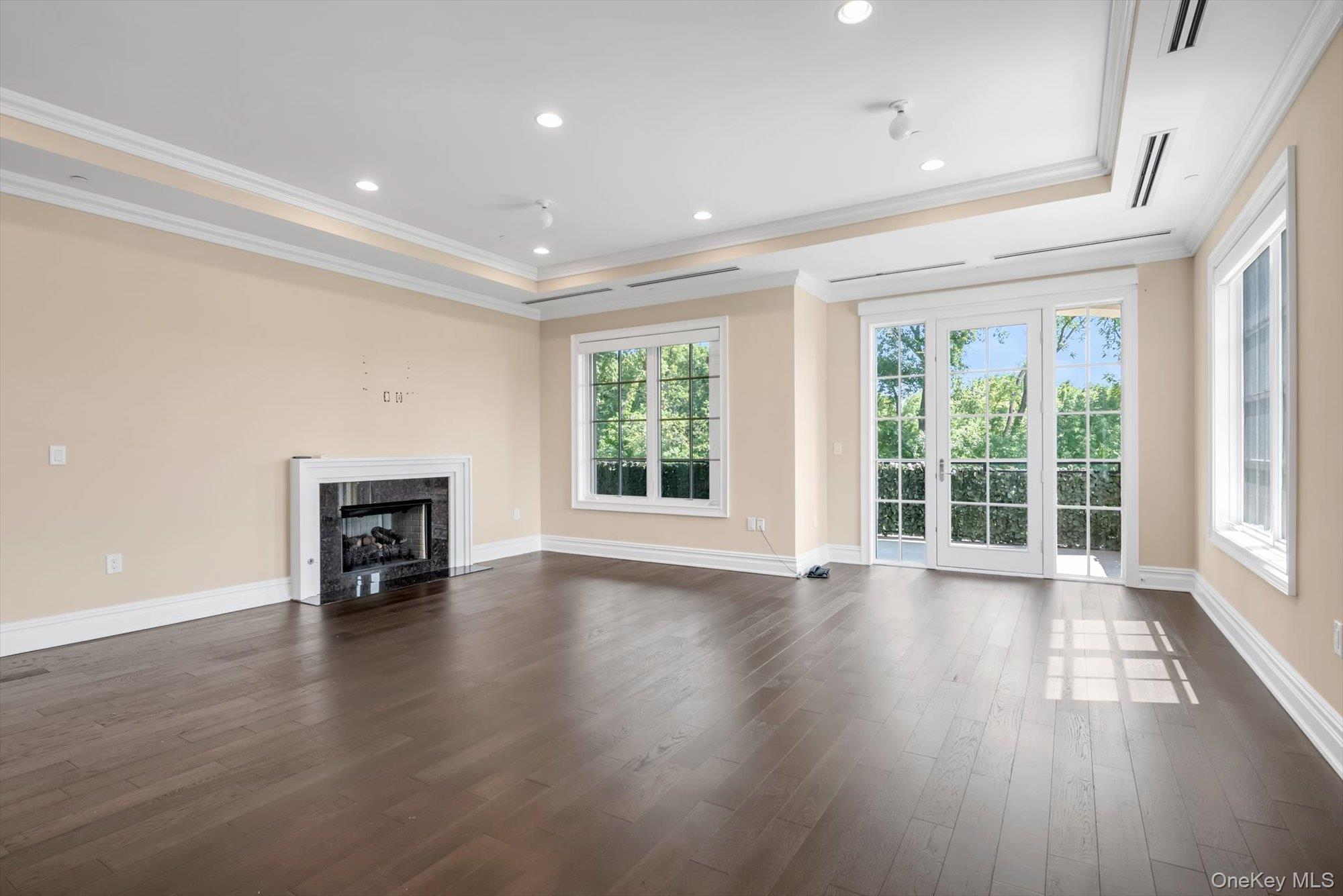 3rd image of 3000 Royal Ct #3107, New Hyde Park, NY 11040 | MLS# 1028278