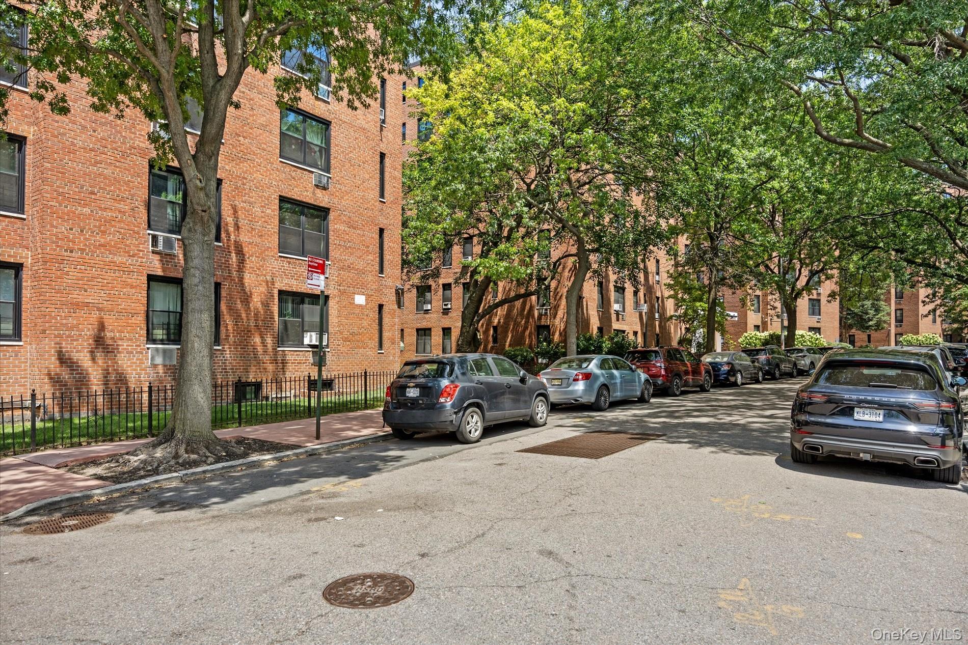 4th image of The Arlington, New York, NY 11238