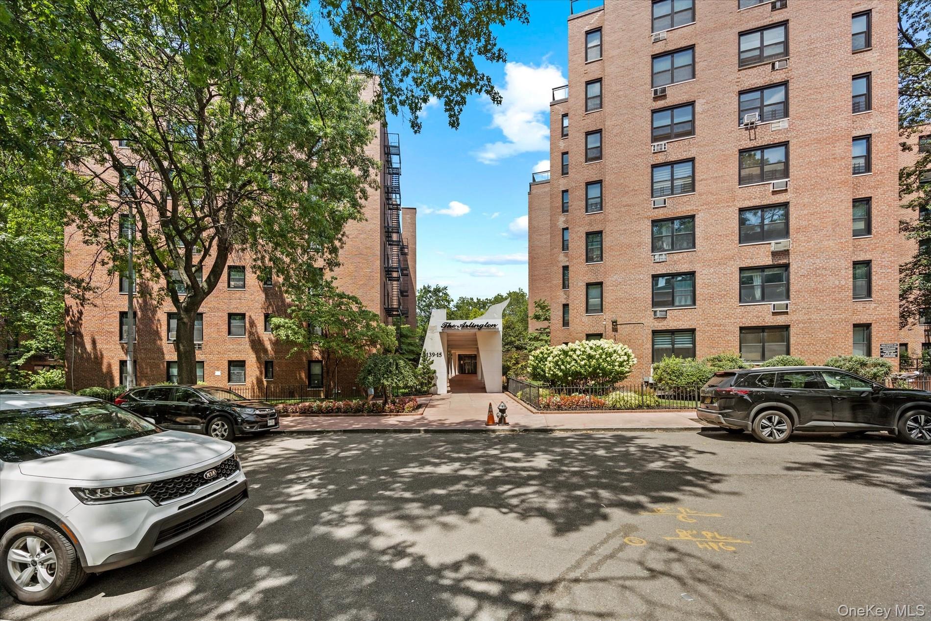 3rd image of The Arlington, New York, NY 11238