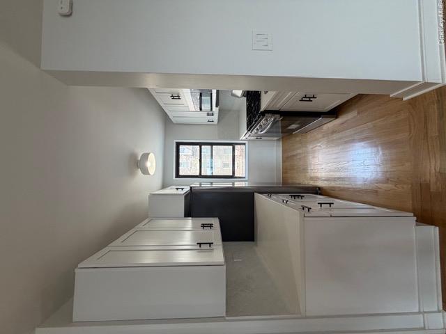 3rd image of 445 W 240Th St #3M, Bronx, NY 10463 | MLS# 1028326