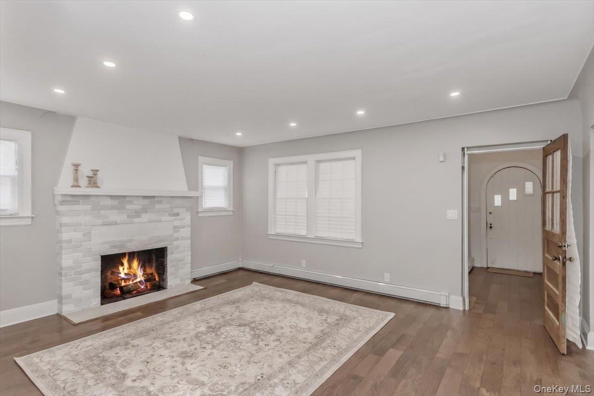 5th image of 155 Carman Ave, Hempstead, NY 11518 | MLS# 1028340