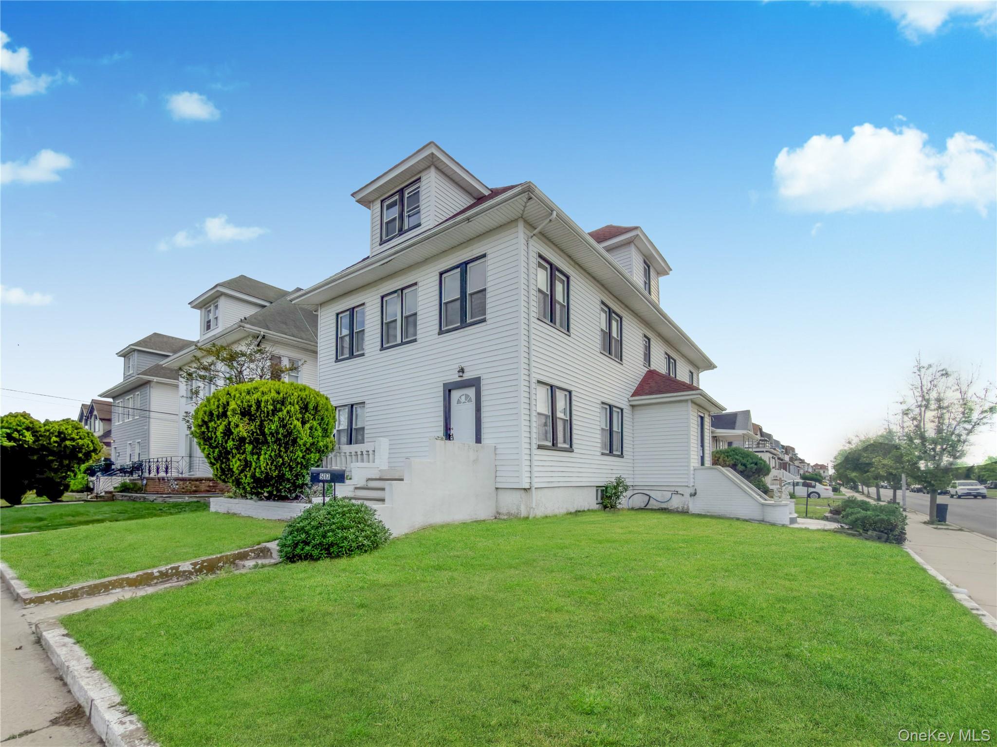 4th image of 302 W Hudson St, Long Beach, NY 11561 | MLS# 1028360