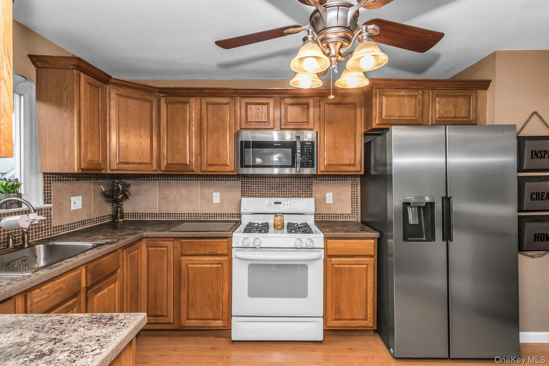 3rd image of 102 Willett Ave, Islip, NY 11782 | MLS# 1028363