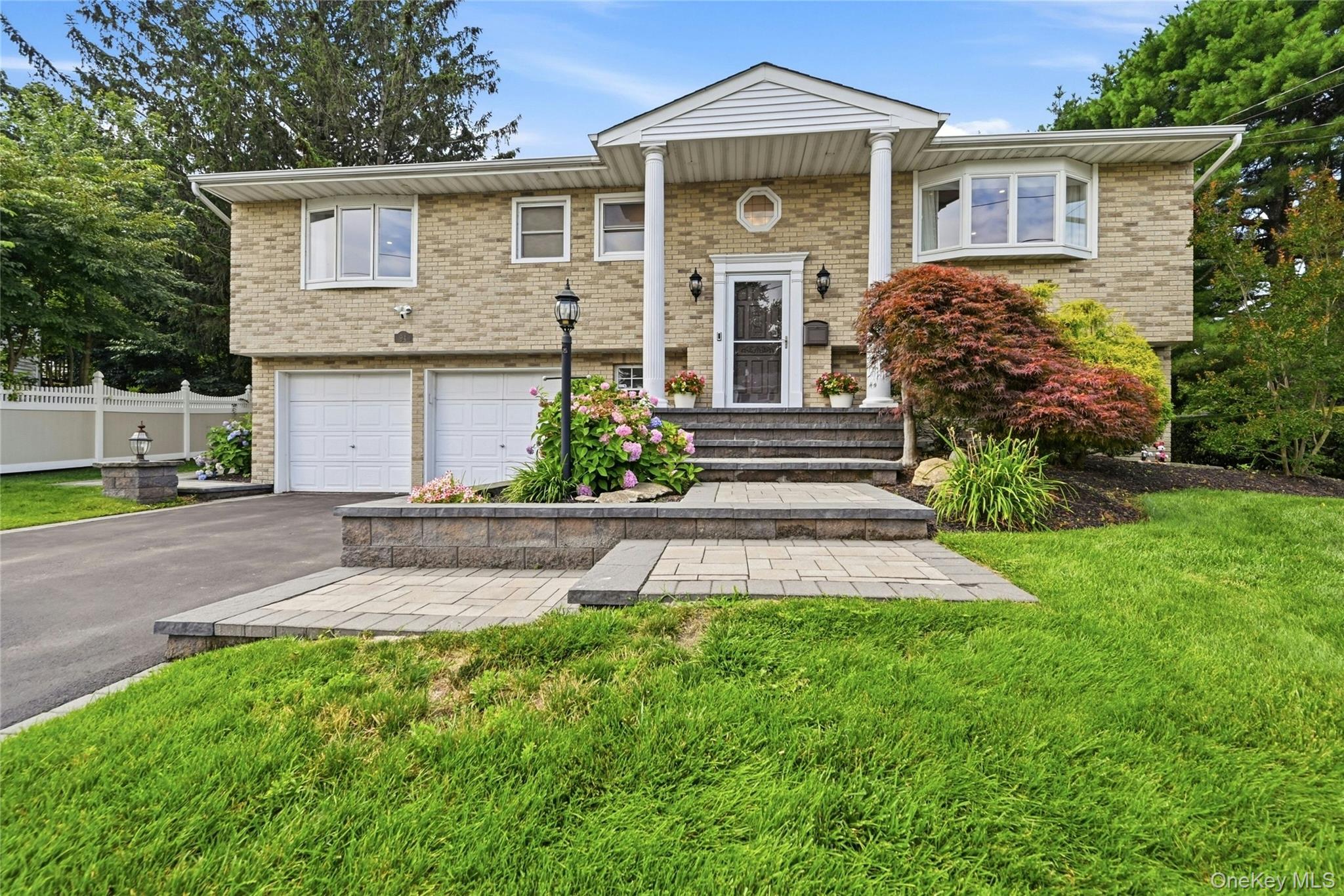 2nd image of 94 Ellensue Dr, Deer Park, NY 11729 | MLS# 1028407