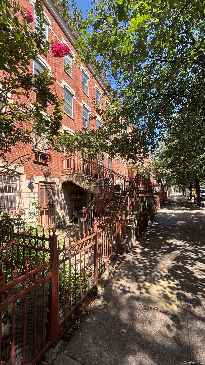 3rd image of 5 E 117Th St, New York, NY 10035 | MLS# 1028414