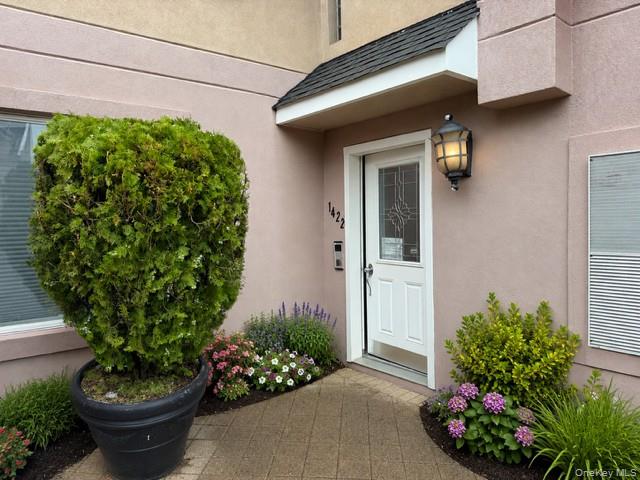 5th image of 1422 Outlook Ave, New York, NY 10465