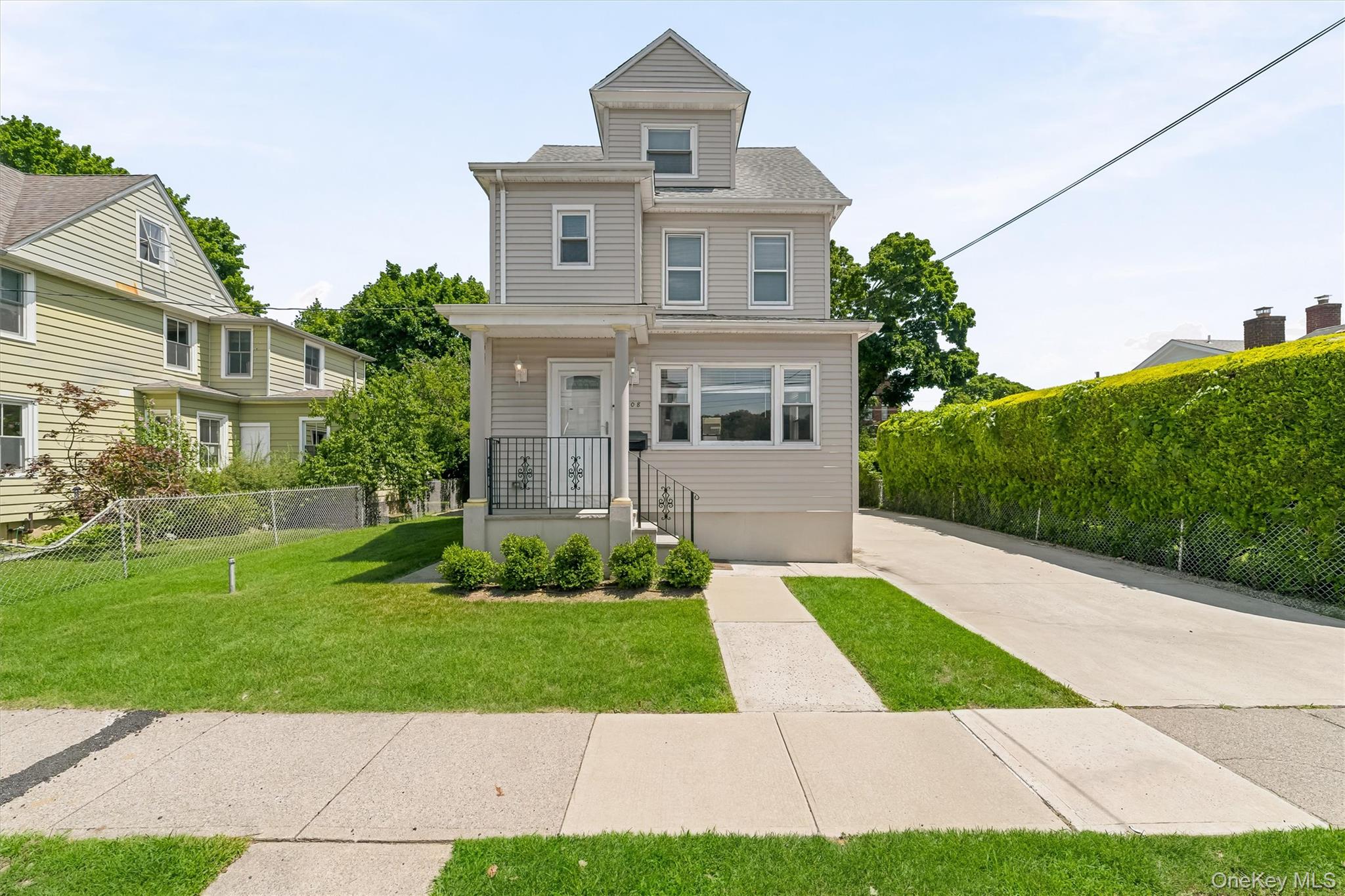 2nd image of 208 Third Ave, Pelham, NY 10803 | MLS# 1028495