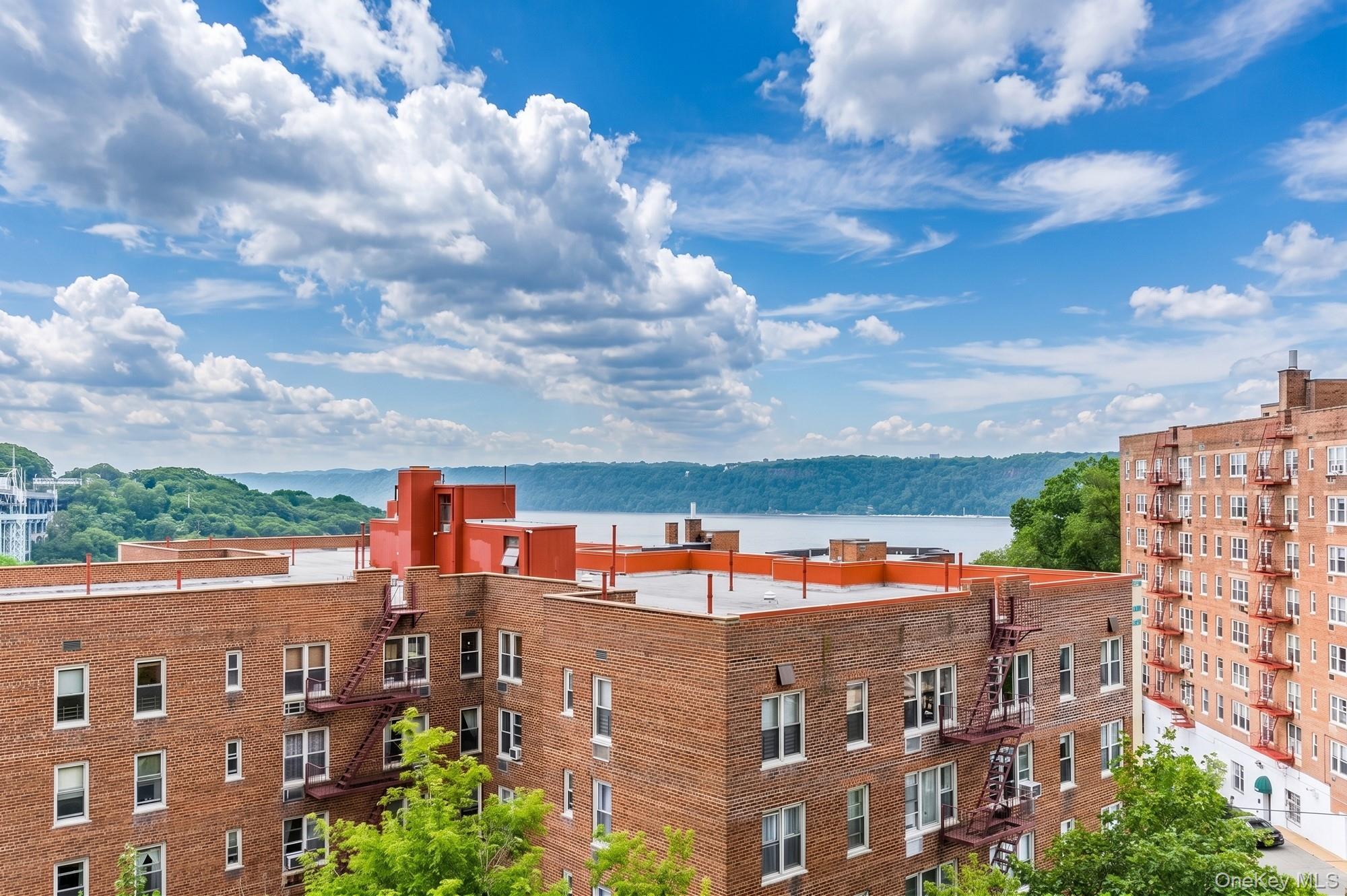 5th image of 2550 Independence Ave, New York, NY 10463