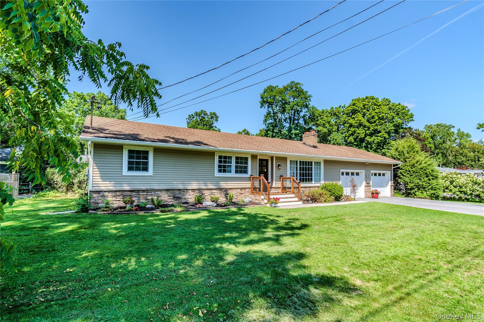 2nd image of 19 Closs Dr, Rhinebeck, NY 12572 | MLS# 1028512