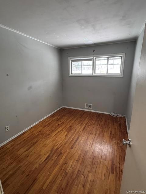 5th image of 11 Foley Pl, Huntington, NY 11746 | MLS# 1028519