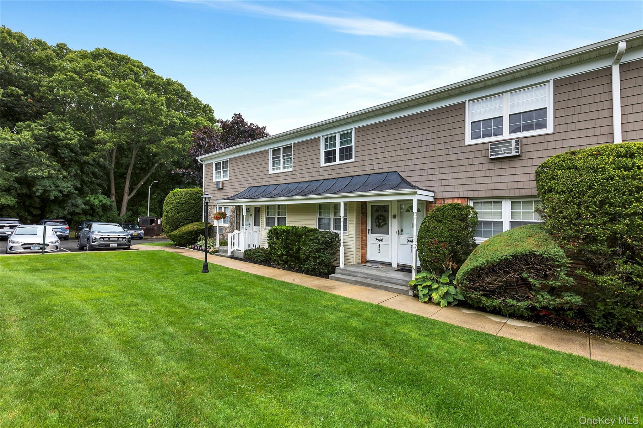 2nd image of 4425 Wilshire #4425, Islip, NY 11769 | MLS# 1028527