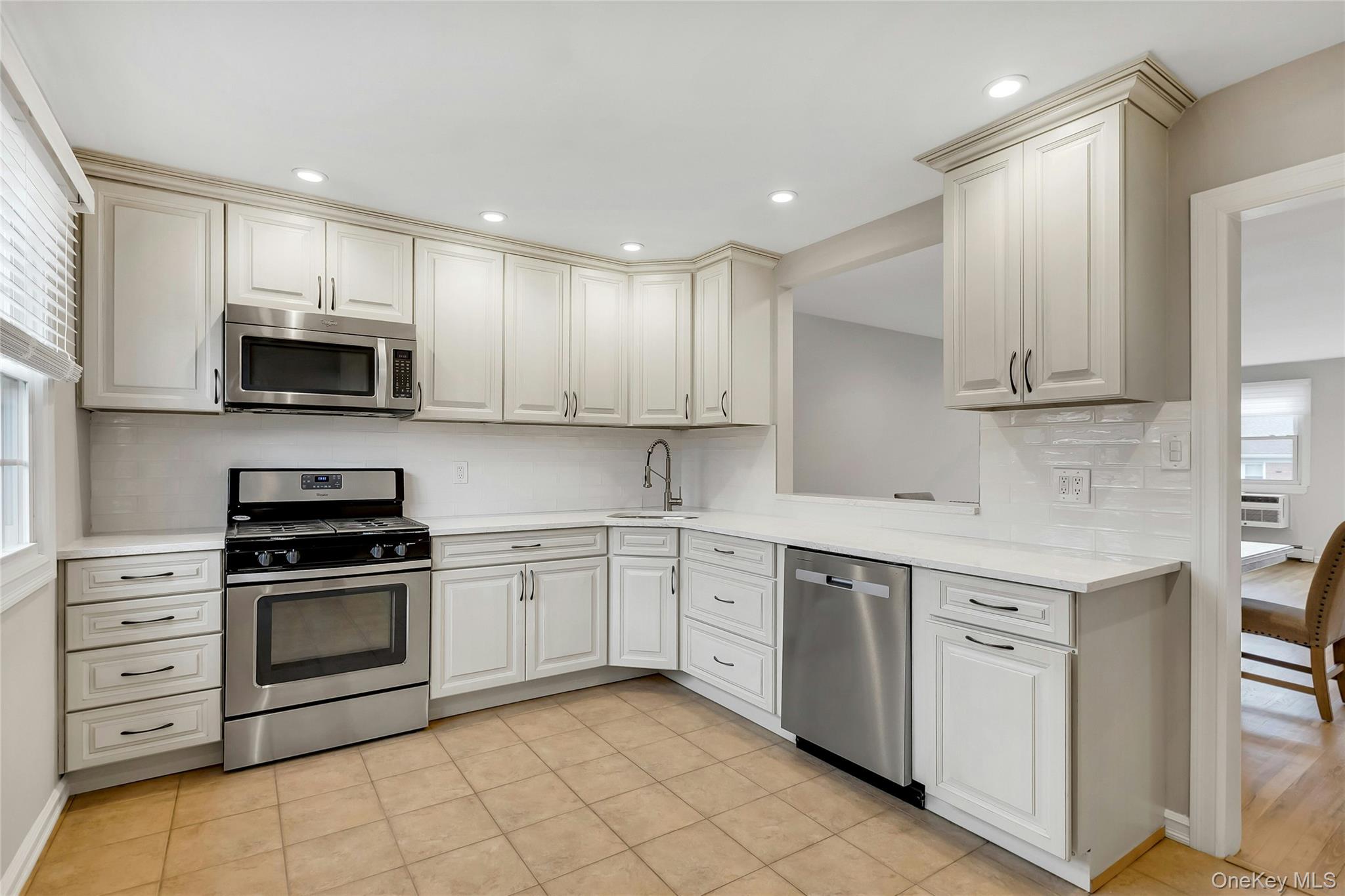 4th image of 4425 Wilshire, Islip, NY 11769