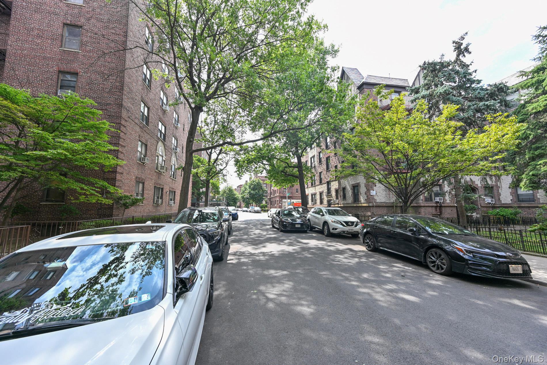 2nd image of 61-41 Saunders St, Rego Park, NY 11374