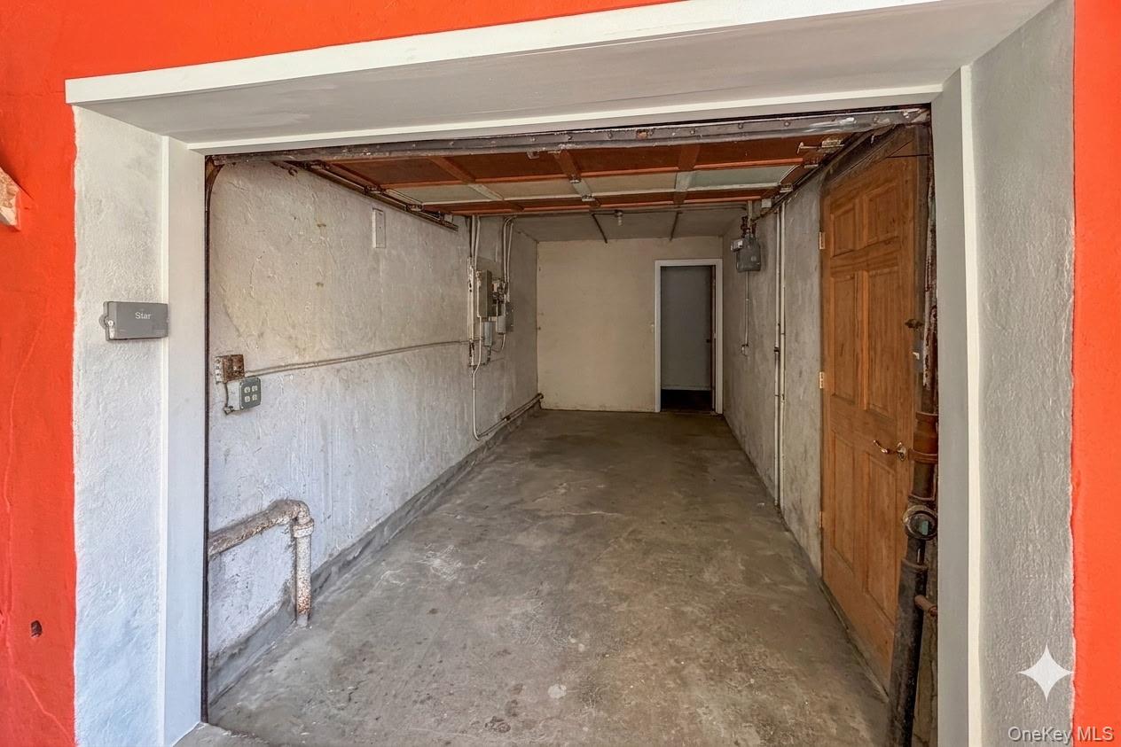 4th image of 3234 Colden Ave, Bronx, NY 10469 | MLS# 1028537